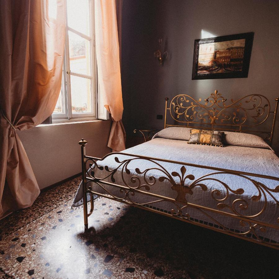 Отель Salotto Delle Arti Модена Экстерьер фото