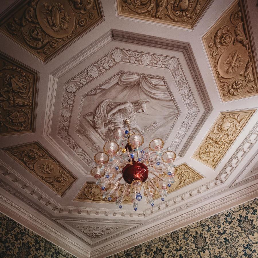 Отель Salotto Delle Arti Модена Экстерьер фото